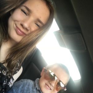 Meet your Posher, Kelsey